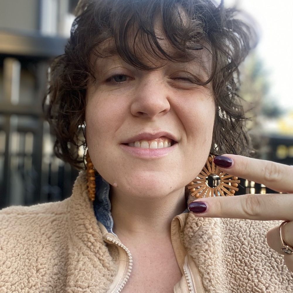 Meet your Posher, Jenn